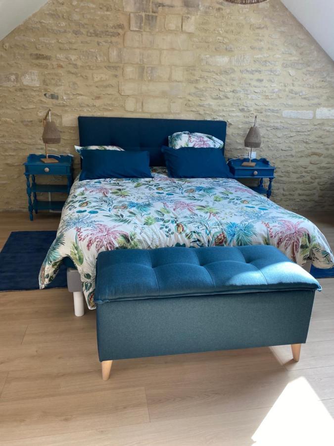 Charmante Maison Du XVIII En Pierre Renovee Colleville-Montgomery 外观 照片